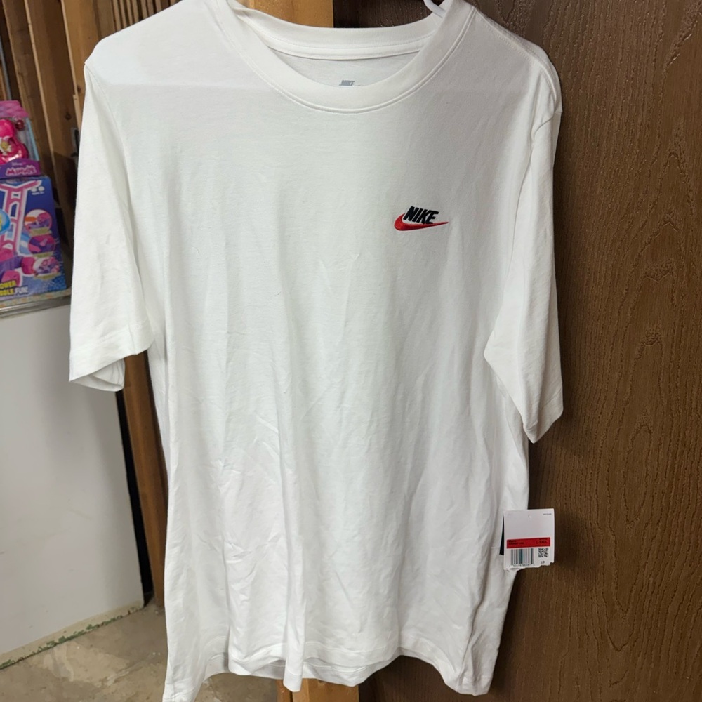 Nike Men's White Tee with Red Logo